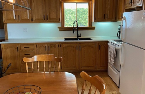Le Haut-Saint-Francois Regional County Municipality Ski Chalet | Chalet au Bord du lac