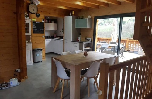Le Petit-Bornand-les-Glieres Ski Chalet | Chalet au Calme, vue Magnifique