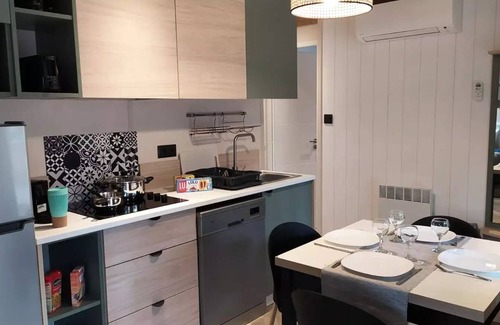 Saint Maime House | Chalet Badiane Premium + 35m2 (2x - 4/6 pers) + Terrasse 19m2 + LV + TV + 2SDB + Clim 6 persons