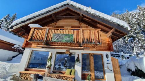 Blatten bei Naters Ski Chalet | Chalet Baumfuchs direkt an der Talabfahrt Belalp