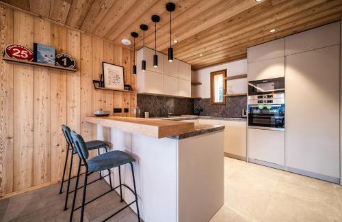 La Cote-d'Arbroz Ski Chalet | Chalet Bellatrix Morzine - by EMERALD STAY