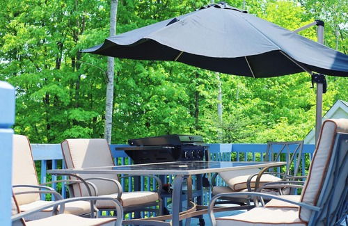 Lac Superieur Village Ski Chalet | Chalet-Belle Auberge: Spa+Accès au Lac-Supérieur+9 kayaks+1 paddle-board