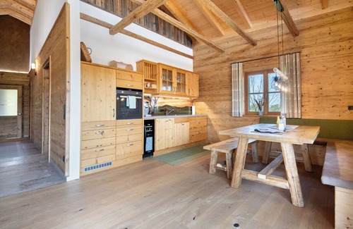 Freyung Ski Chalet | Chalet 'Bergchalet 2' with Private Pool, Private Terrace and Wi-Fi