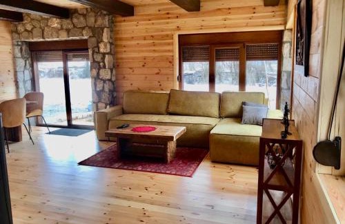 Kolasin Ski Chalet | Chalet Blanc