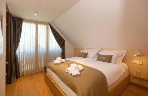 Ribcev Laz Villa | Chalet Bohinj Bliss Wellness and view of Triglav