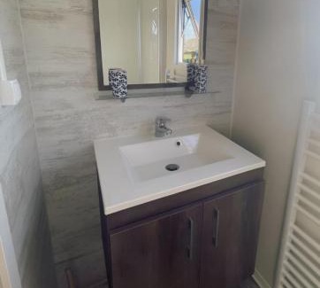 Torcy-le-Petit Apartment | Chalet bois