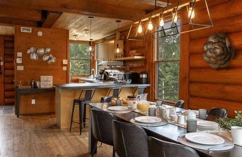 Lac Superieur Village Ski Chalet | Chalet Bois Rond Avec Spa - Foyer (Tremblant)/Accès Au Lac