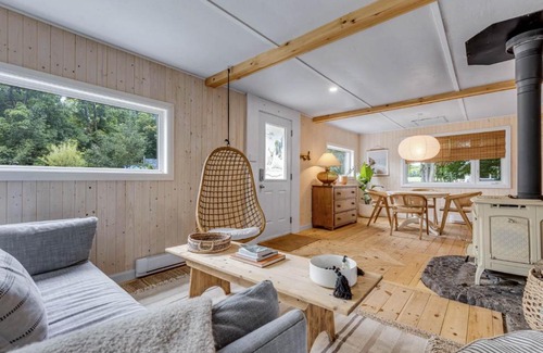 Saint-Augustin-de-Desmaures Ski Chalet | Chalet SKYE