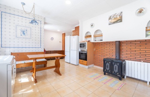 Bicorp Ski Chalet | Chalet 'Castellana' with Mountain View, Wi-Fi and Air Conditioning