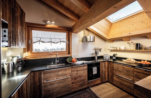 Le Grand-Bornand Ski Chalet | CHALET CELESTE 5* - 250m2, with jacuzzi & sauna, 200m to slopes, stunning view