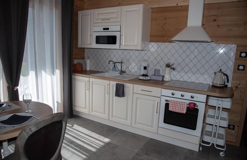 Les Fourgs Apartment | CHALET CHIC .