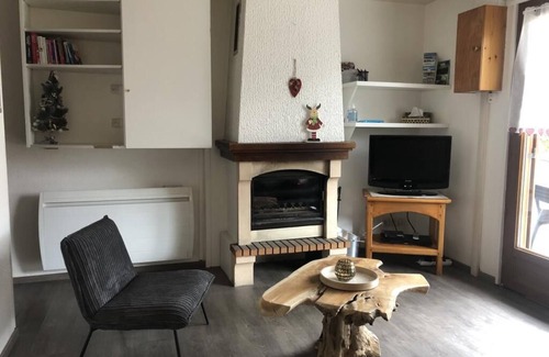 Xonrupt-Longemer Ski Chalet | Chalet CHLOE - 6 pers - BBQ/park/WIFI - 5 min from GERARDMER