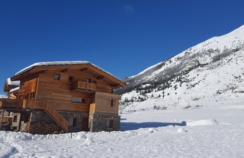 Lanslevillard Ski Chalet | Chalet Ciamarella, magnificent chalet in the heart of Val Cenis Vanoise