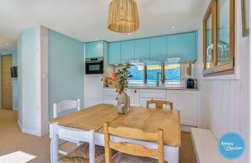 Bredannaz Cottage | Chalet Coquillage – Waterfront Escape on Lake Annecy
