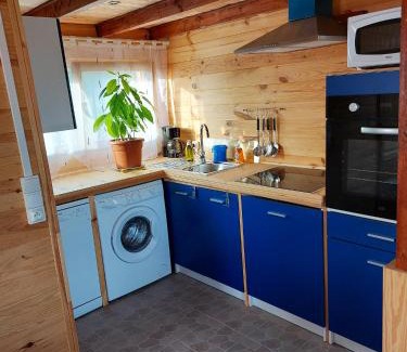 Maizieres-les-Vic Ski Chalet | Chalet d'une chambre avec jardin clos et wifi a Maizieres les Vic