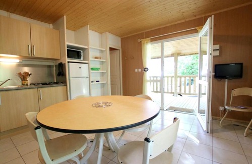 Gravieres Ski Chalet | Chalet de 3 chambres avec piscine partagee jardin et wifi a Gravieres