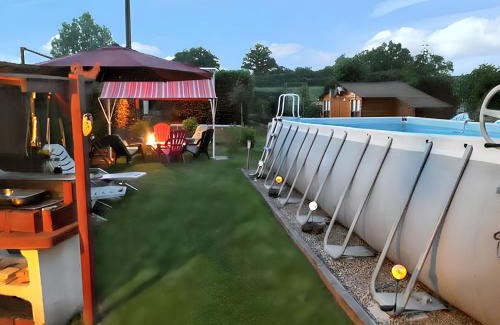 Molinot Ski Chalet | Chalet de charme à Molinot + Piscine privée