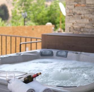 Al Arz Apartment | Chalet de Charme, Cedars, Lebanon, Balcony Floor