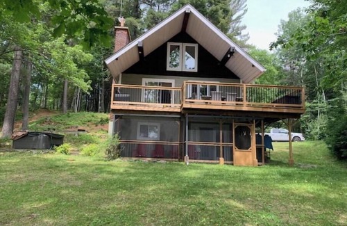 Lac-du-Cerf Ski Chalet | .Chalet de la Baie - du-Cerf