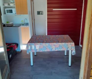 Villeneuve d'Aveyron Ski Chalet | chalet de marrel