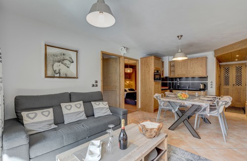 Cohennoz Apartment | Chalet des Oursons - Two Bedroom Apartment, Sleeps 5