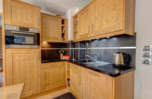 Cohennoz Apartment | Chalet des Oursons - Two Bedroom Apartment, Sleeps 5