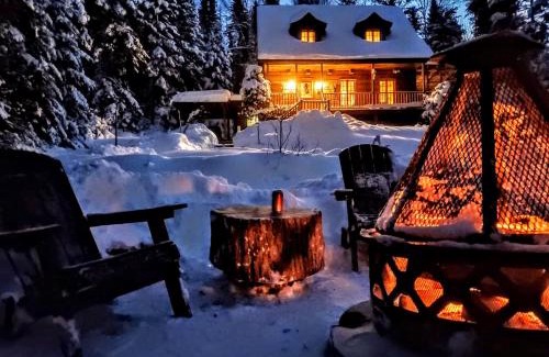 Saint-Faustin-Lac-Carre House | Chalet des Sources SPA Gazebo panoramique