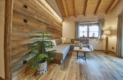 Kolling Ski Chalet | Chalet Dirndl und Buam