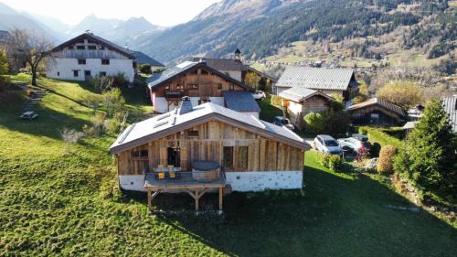 Saint-Gervais-les-Bains Ski Chalet | chalet du Champel jacuzzi