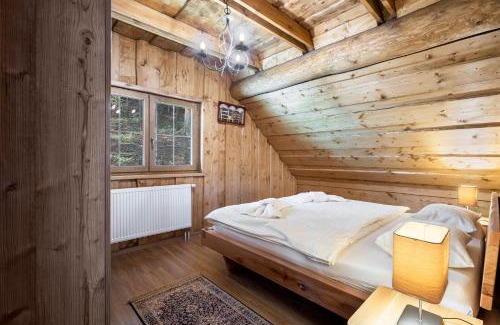Bystra Ski Chalet | Chalet Durik Bystra - Jacuzzi - Sauna - In the forest - 10 min walk to restaurant - On hiking trail