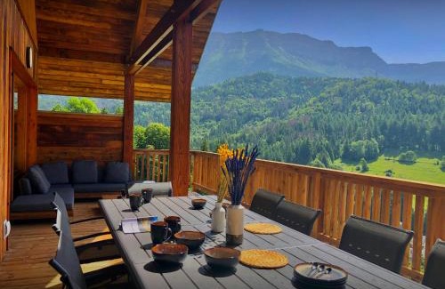 Saint-Pierre-d'Entremont Ski Chalet | Chalet Emeraude des Alpes - OVO Network