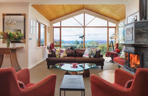 Acacia Bay Cabin | Chalet Eiger Lodge