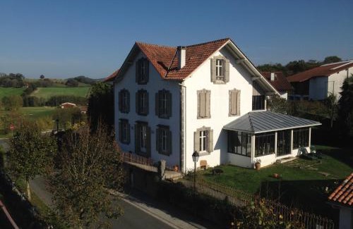 Sare Bed & Breakfast | Chalet Elisa Chambre d'Hôtes