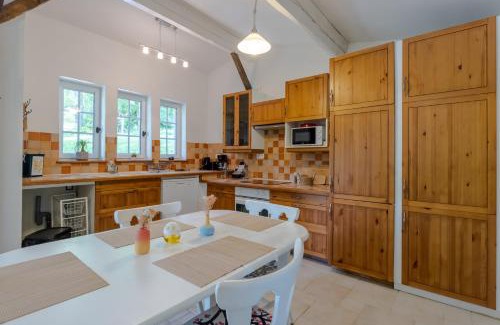 Saint-Cernin-de-lHerm Ski Chalet | Chalet En Bois