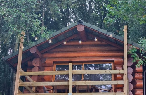 Alairac Ski Chalet | Chalet en Rondin Avec spa Privé à 10 Minutes de la Cité de Carcassonne