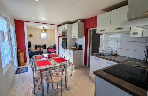 Ban-sur-Meurthe-Clefcy House | Chalet familial avec grand jardin et équipements pour enfants, à 500m du centre de Ban-sur-Meurthe - FR-1-589-33