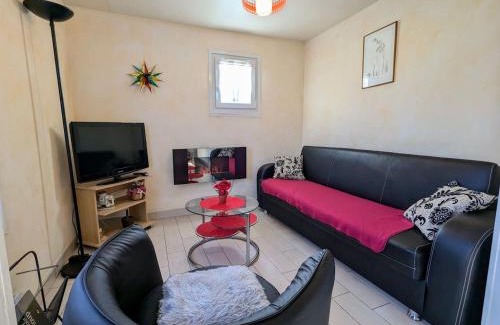 Ban-sur-Meurthe-Clefcy House | Chalet familial avec grand jardin et équipements pour enfants, à 500m du centre de Ban-sur-Meurthe - FR-1-589-33