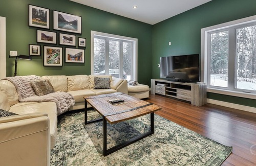 Saint Donat Ski Chalet | CHALET FAMILIAL AVEC SPA ET PISCINE - MONT DE SKI LA RÉSERVE