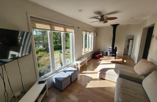 Saint-Calixte Ski Chalet | Chalet familial, vue sur le lac