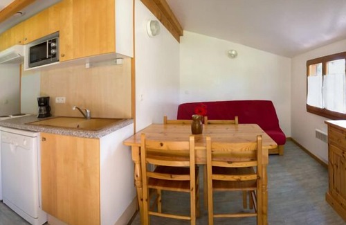 La Balme-de-Sillingy Ski Chalet | Chalet for four people