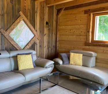 Huez-en-Oisans Ski Chalet | Chalet Fontaines