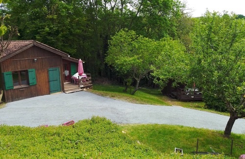 Marquay Ski Chalet | Chalet for 5 (1 large adult bedroom + children's sleeping area on mezzanine) - swimming pool