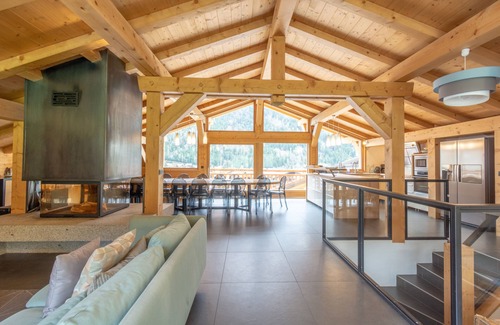 Les Contamines-Montjoie Ski Chalet | Chalet 400 m2 - 8 bedrooms, at the foot of the slopes and lifts - up to 25 people