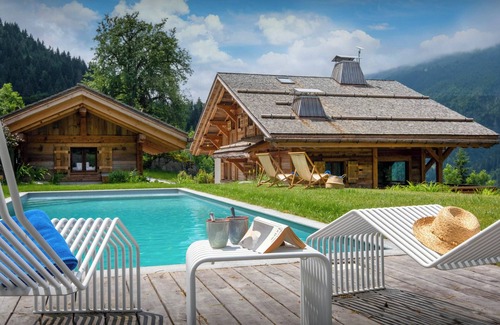 Saint-Gervais-les-Bains Ski Chalet | Chalet Beau Caillou stay for 14 (11 adults) with spa & pool - OVO Network