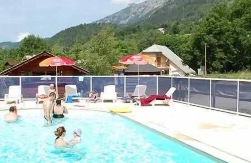 Saint-Jean-Saint-Nicolas Ski Chalet | Chalet - Piscine - ccbbeag