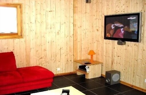 Saint-Maurice-sur-Moselle Ski Chalet | Chalet for 10-12 persons. Luxurious. Week, week-end. Sauna and Jacuzzi