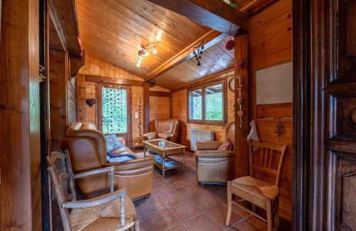 Saint-Nicolas-la-Chapelle Ski Chalet | Chalet L'Abri - Pour 9 avec vue montagne