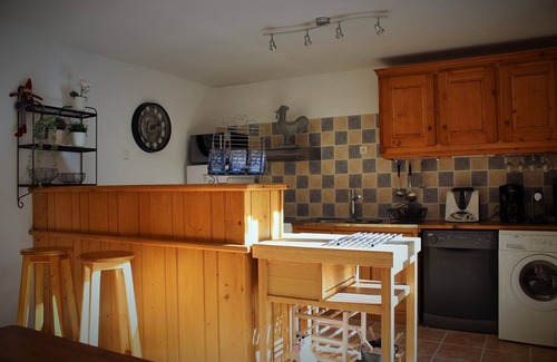 Saint-Marcel Apartment | Chalet Chocolat chaud 4 rooms - 90m², sleeps 7 in the heart of Belleville