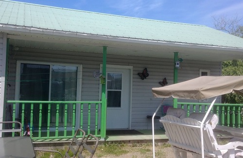Mauricie Ski Chalet | Chalet, fully equipped.1min to lac aux sables.