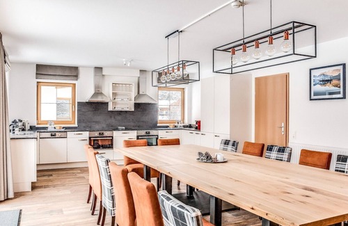 Obertraun Ski Chalet | Chalet Fuschlsee - 8 bedrooms at Dormio resort Obertraun